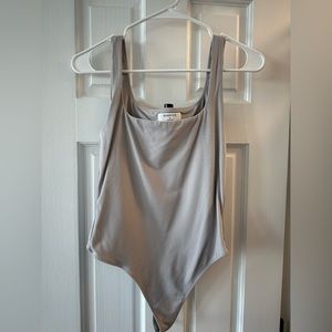 Aritizia bodysuit